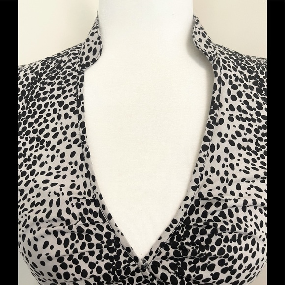 Gorgeous Express Design leopard print wrap dress! - Picture 8 of 9